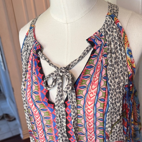 Vibrant Sleeveless Tank Top sold at Anthropologie w Tie-Front can wear other way - Picture 4 of 13